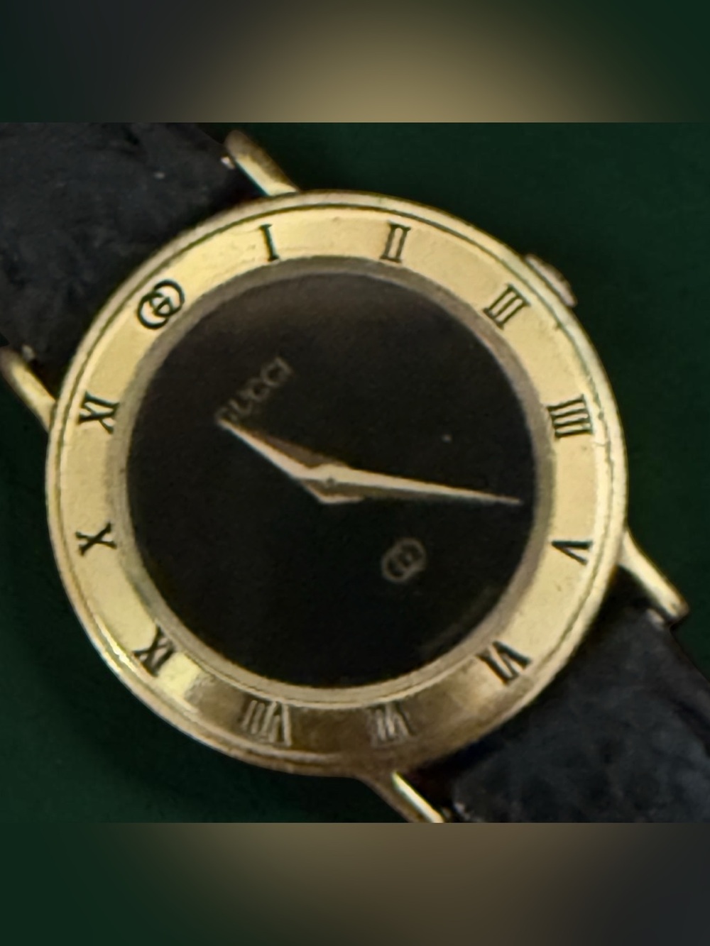 Vintage Gucci 3000L Women’s Watch Black Dial Gold plated, Roman Numerals Swiss
